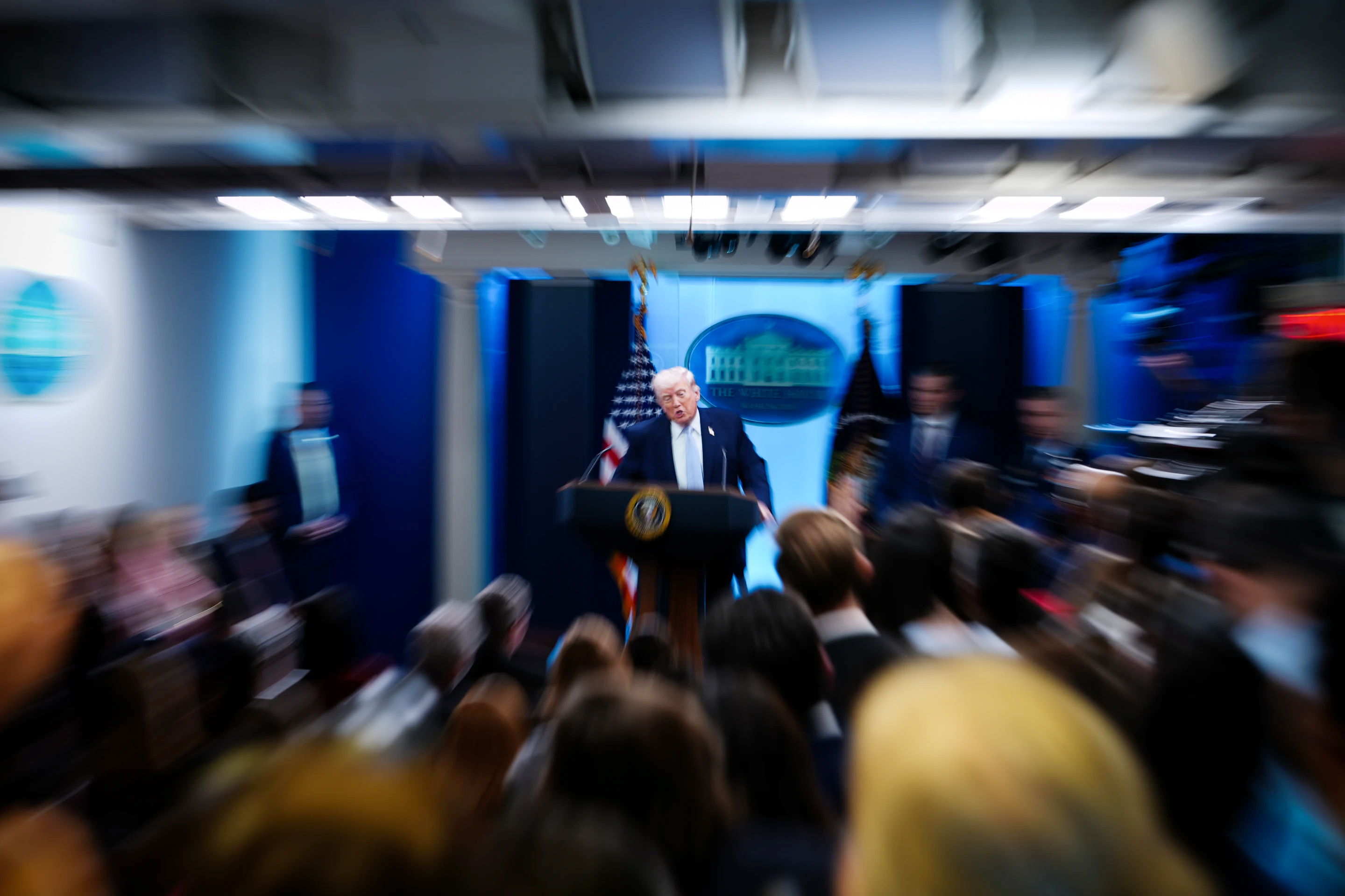 El cataclismo y el laberinto de la arrogancia